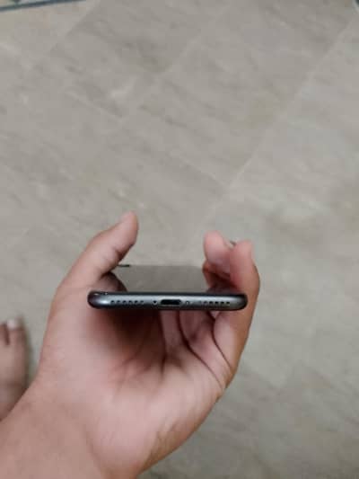 Apple iPhone 8