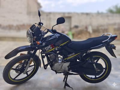 YAMAHA YBR 125G BLACK