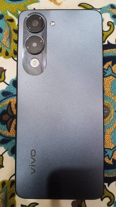 Vivo Y04