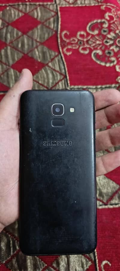 Samsung Mobile J6