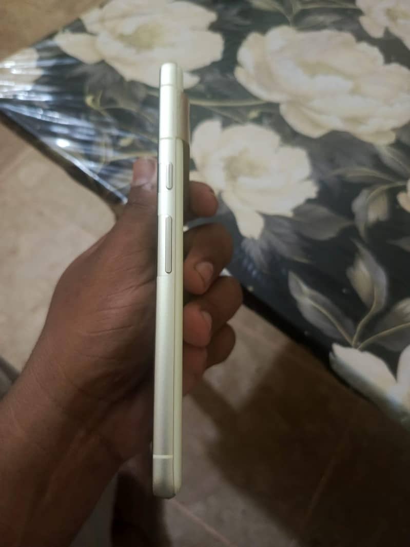 Google Pixel 7 2