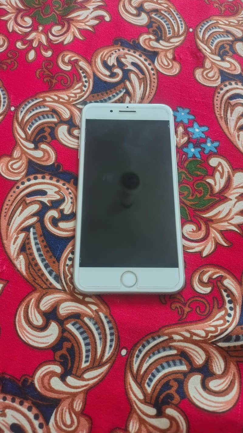 Apple iPhone 7 Plus 1