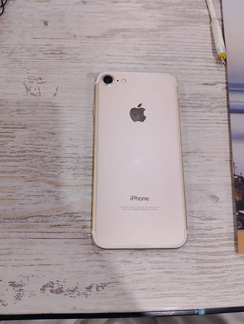 Apple iPhone 7 Plus 1