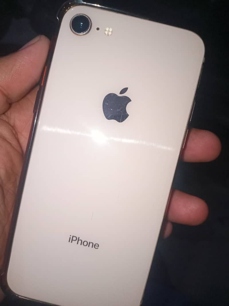 Apple iPhone 8 0