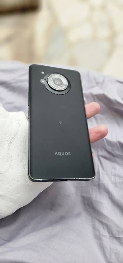 Aqua R7