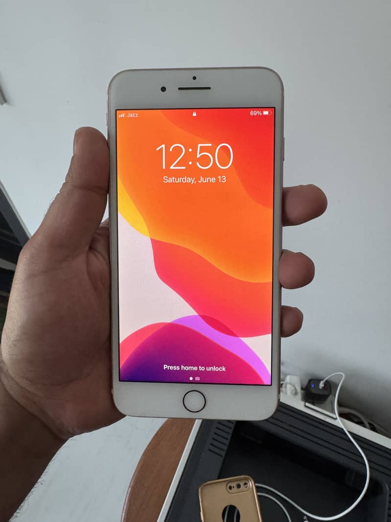 Apple iPhone 7 Plus 7