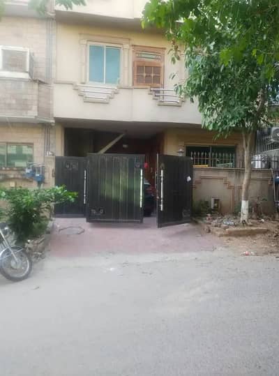 4 MARLA 25X40 HOUSE FOR RENT IN G-13 ISB. SMALL FAMILY CHEYE