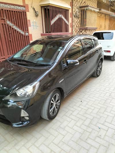 Toyota Aqua 2013