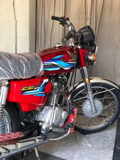 Honda 125 2024 model total genuine 10/10 documents clear engine pack