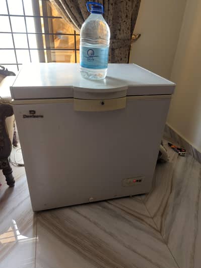 dawlance chest freezer non invertor model Df300p