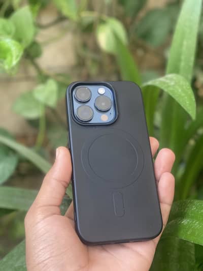 iPhone 15 Pro Non pta factory unlock