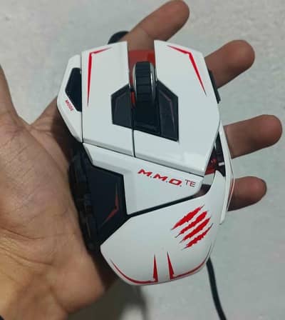 Mad Catz gaming Mouse Adjustable 8200 Dpi Available