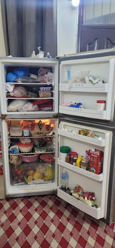 Haier Refrigerator 14 Cubic feet