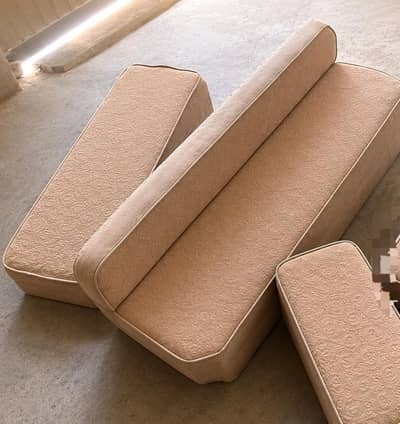 Carry Bolan shift bench