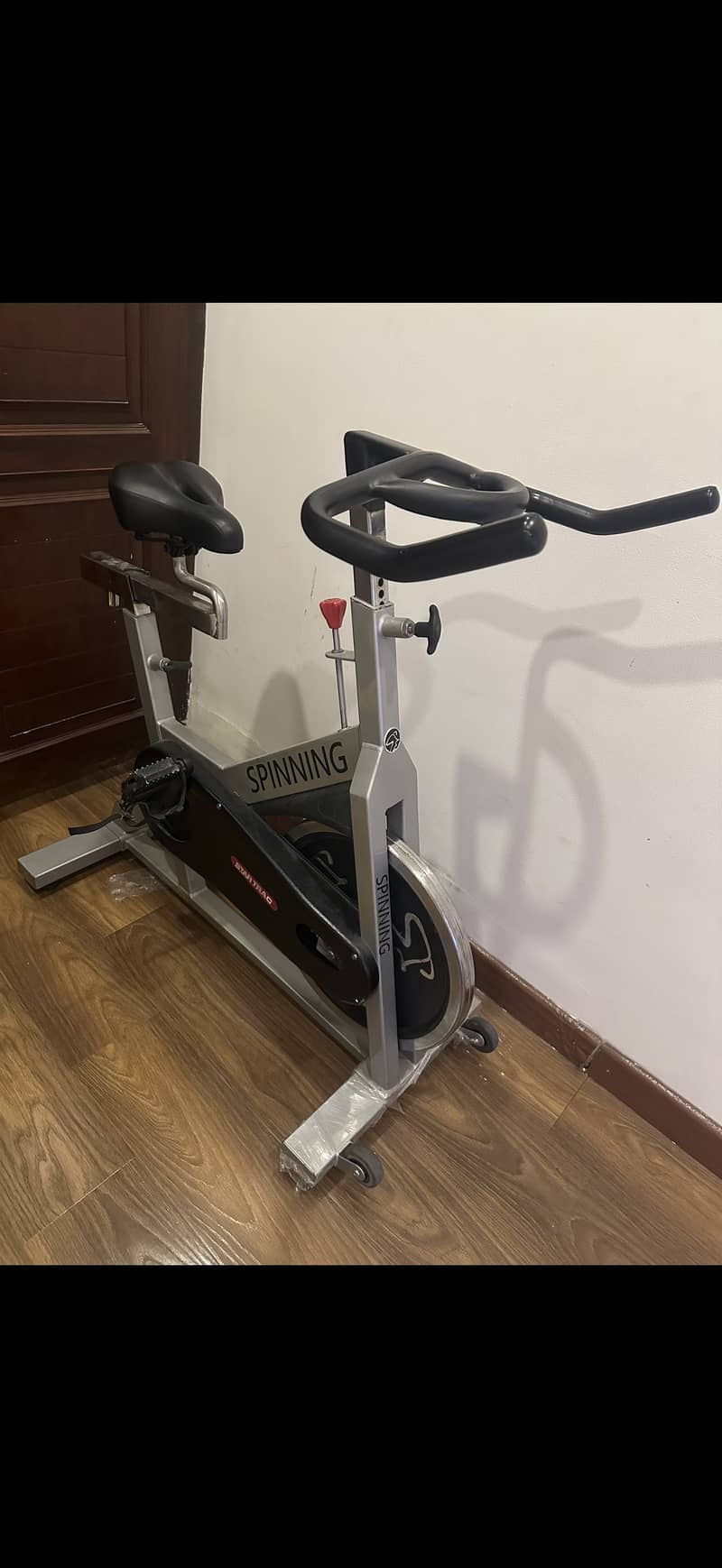 Spinning exercise cycle 3