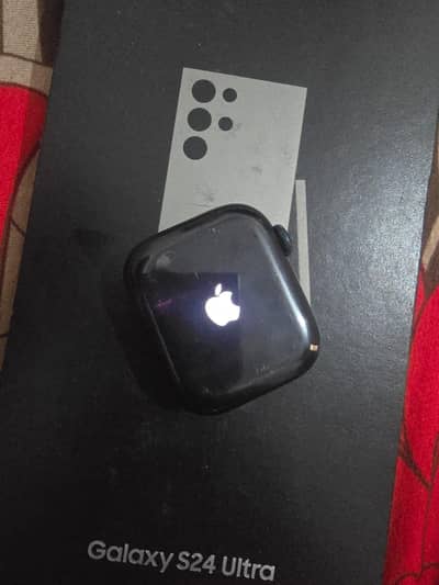 apple watch series 8 41mm gps 10/10 icloud lock came from oman