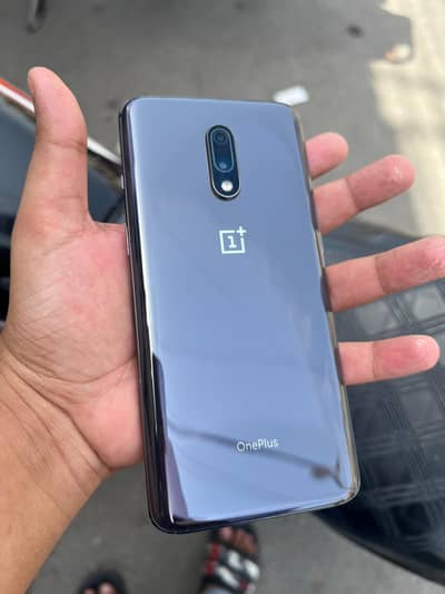 One Plus 7 8/256 (10/10 Condition)
