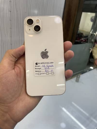 Apple iPhone 13