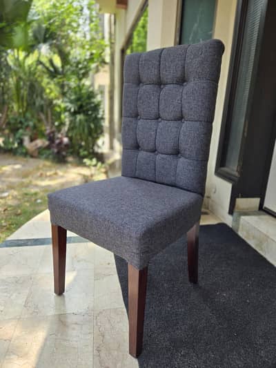 Set of 6 big High quality wooden dining chairs
