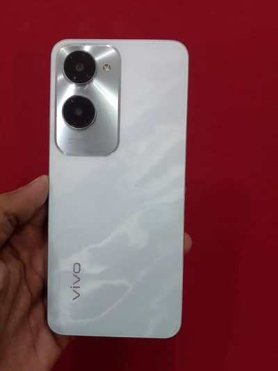 Vivo Y18