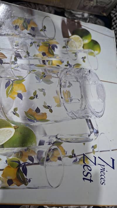 Jug set