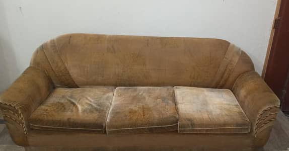 Brown colour velvet 6 seater sofa imported molty foam seats.