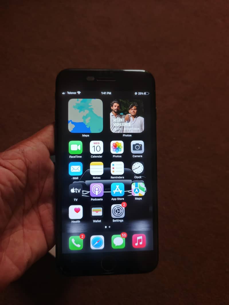 Apple iPhone 7 Plus 1