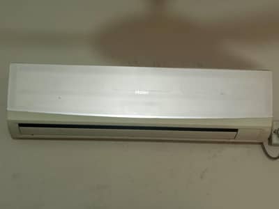 1.5 Ton AC for Sale – Excellent Condition
