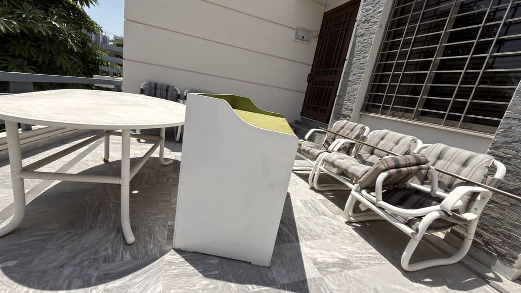 Studytable 3