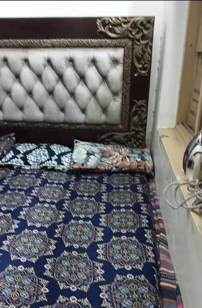 double king size bed original and expensive wood