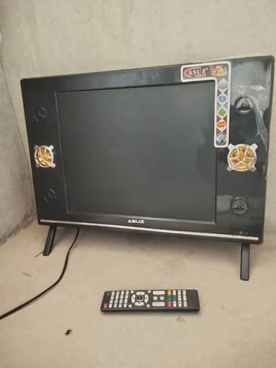 17" Lcd new