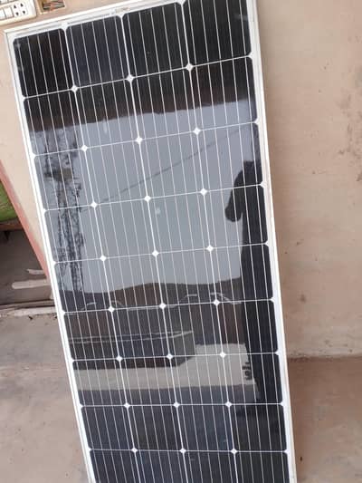 4 Solar Panels 180 Watts