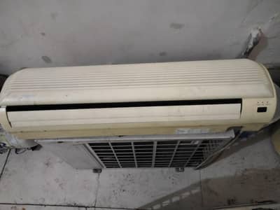 Haier non inverter AC