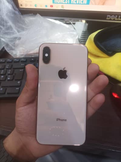 iPhone XS 64GB – PTA Approved – Lush Condition – 6 Months Personal Use
