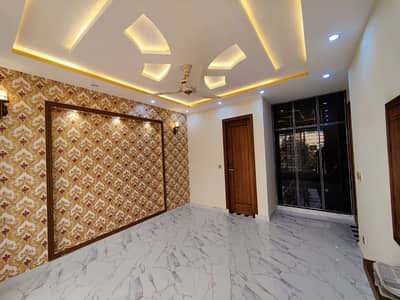 Beautiful 10 Marla House For Rent In Central Block Bahria Orchard Raiwind Lahore