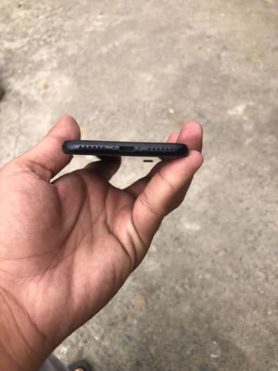 Apple iPhone SE