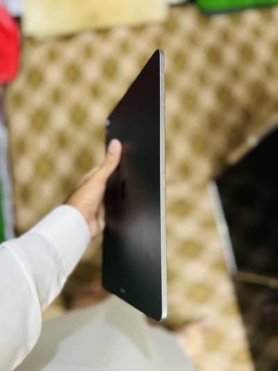 Ipad pro 3rd generation 64 GB 12.9 inch