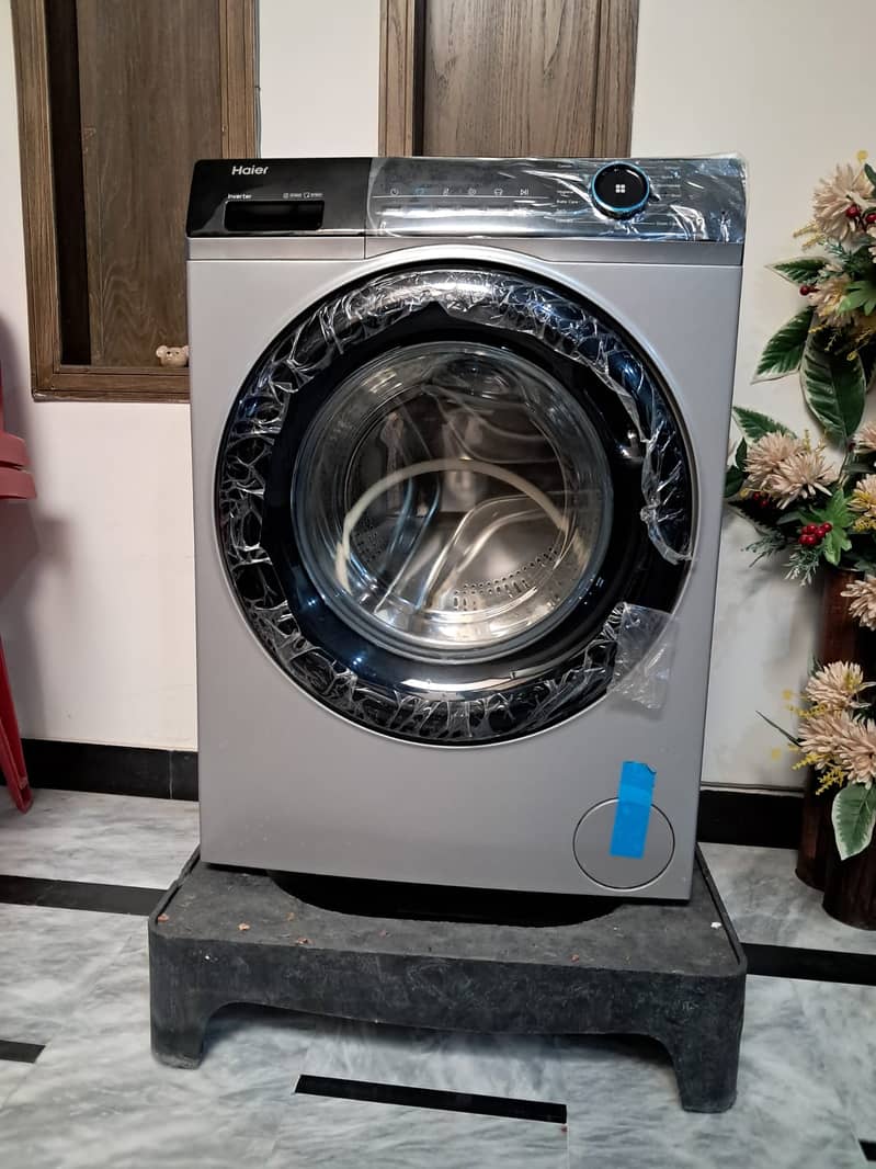 Haier Automatic FrontLoad Washing Machine 0