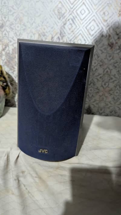 JVC Sorround Speaker Pair  For sale 10/10