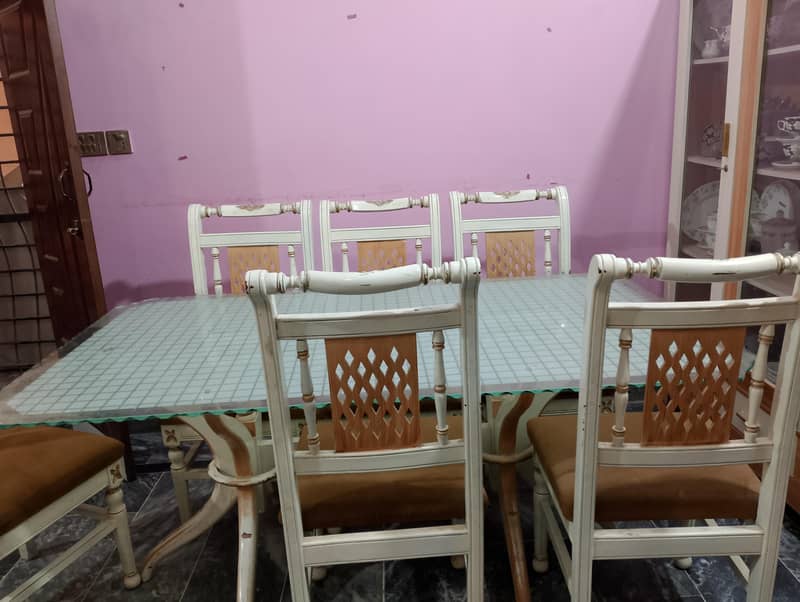 Dining table 3