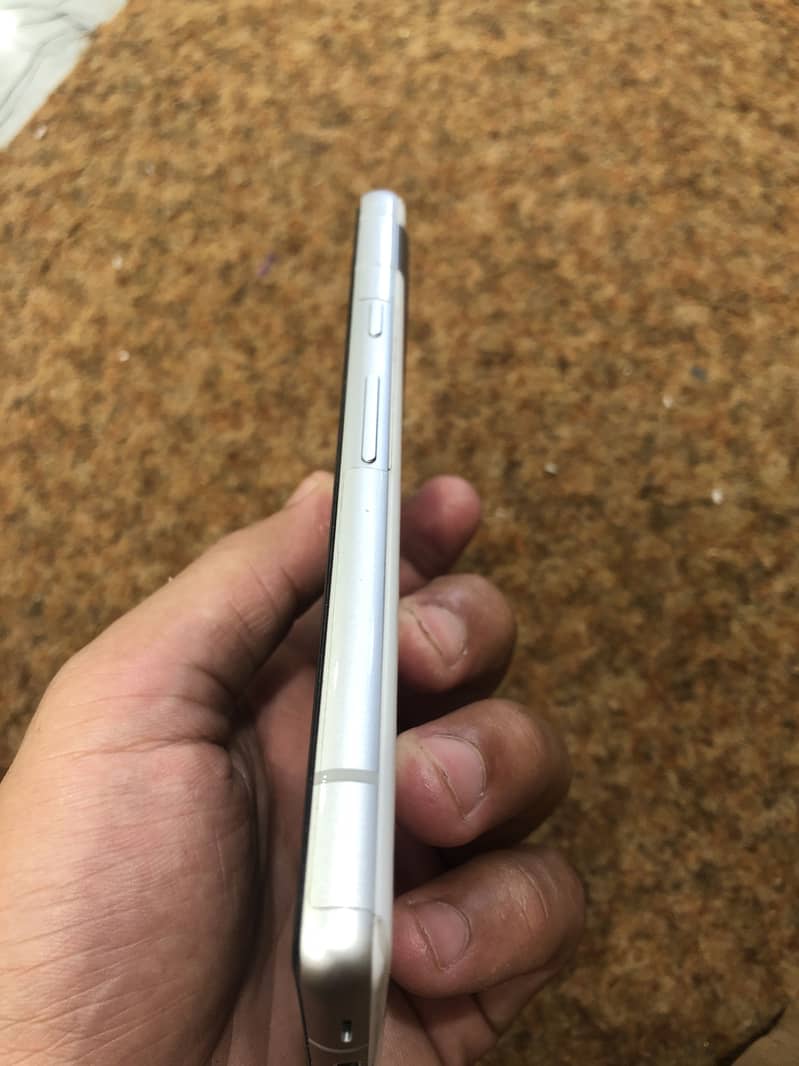 Google Pixel 7a 3