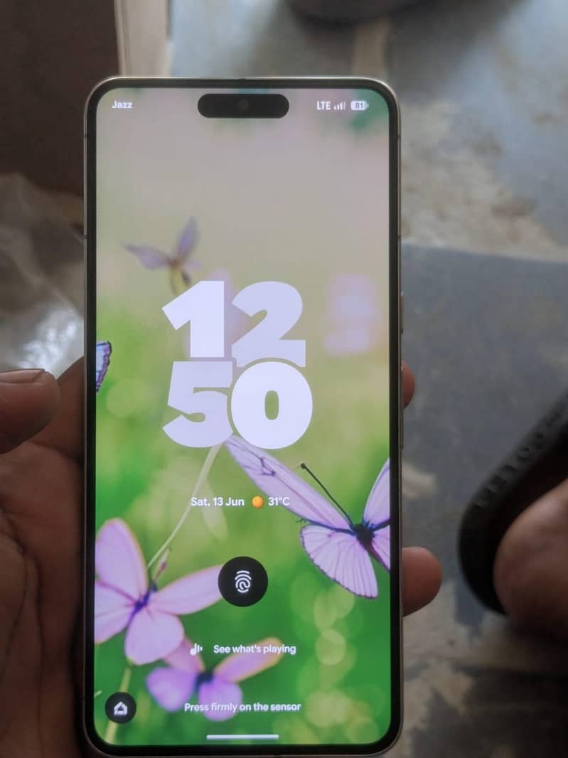 Google Pixel 8 Pro 2