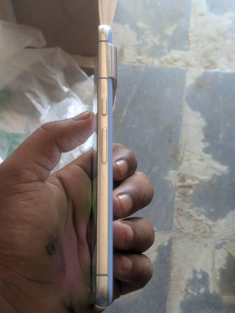Google Pixel 8 Pro 5