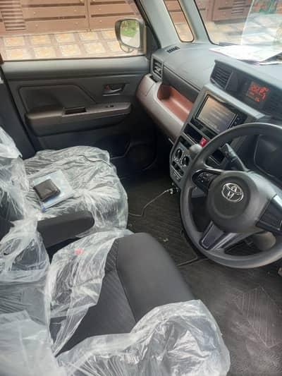 Toyota Roomy 2020/2023/number 2026