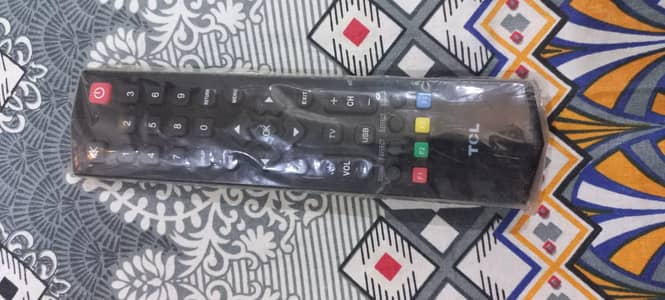 Tcl simpel lcd 32 inch with original remote n box