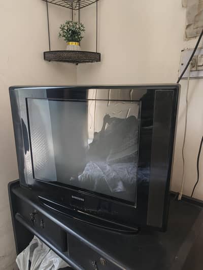 Samsung' tv 23 24 inch ka hai argent sale