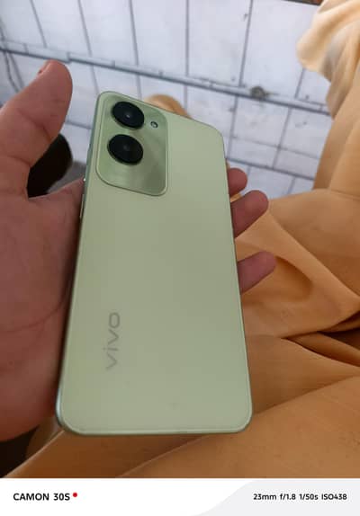 Vivo Y18