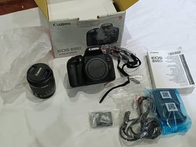Canon 800D