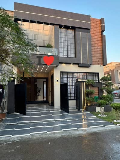 5 Marla Brand New Ultra Modern Design House For Sale In AA Block
