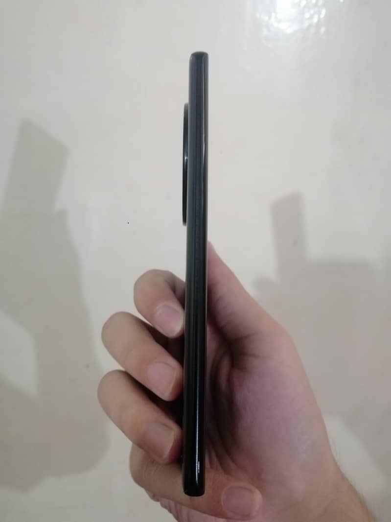 Honor X9a 8+5/256  UAE version 3